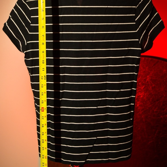 Women's Black with White Striped Ralph Lauren Golf Polo Size M - Picture 4 of 4